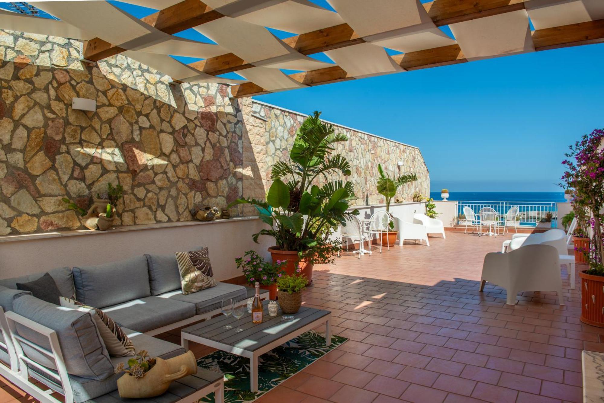 Palermo Mare Holidays Sferracavallo Bagian luar foto