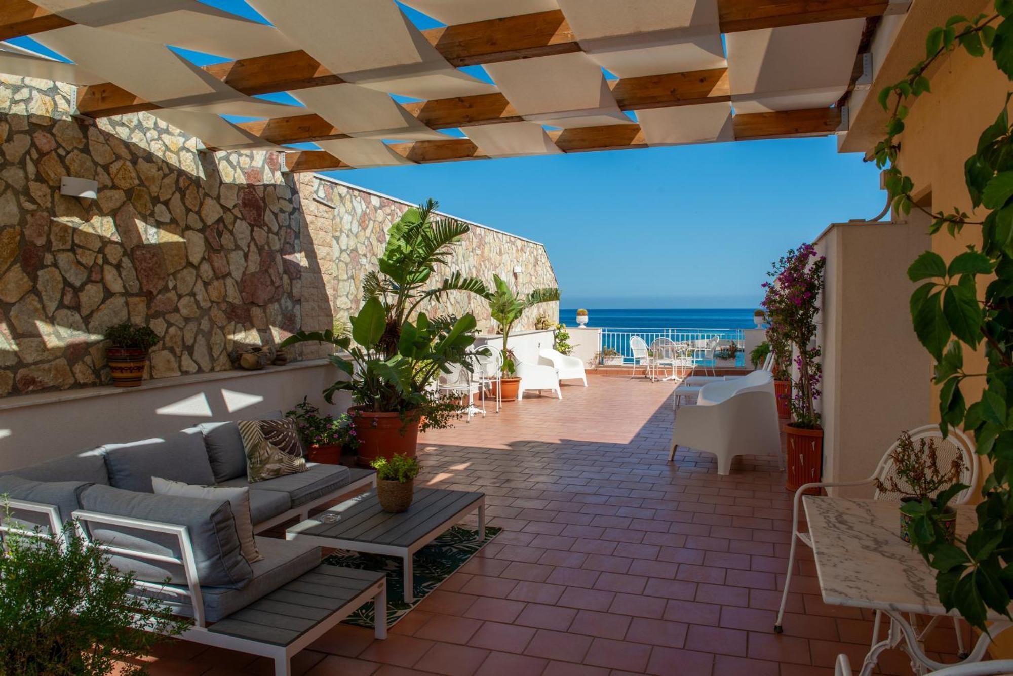 Palermo Mare Holidays Sferracavallo Bagian luar foto